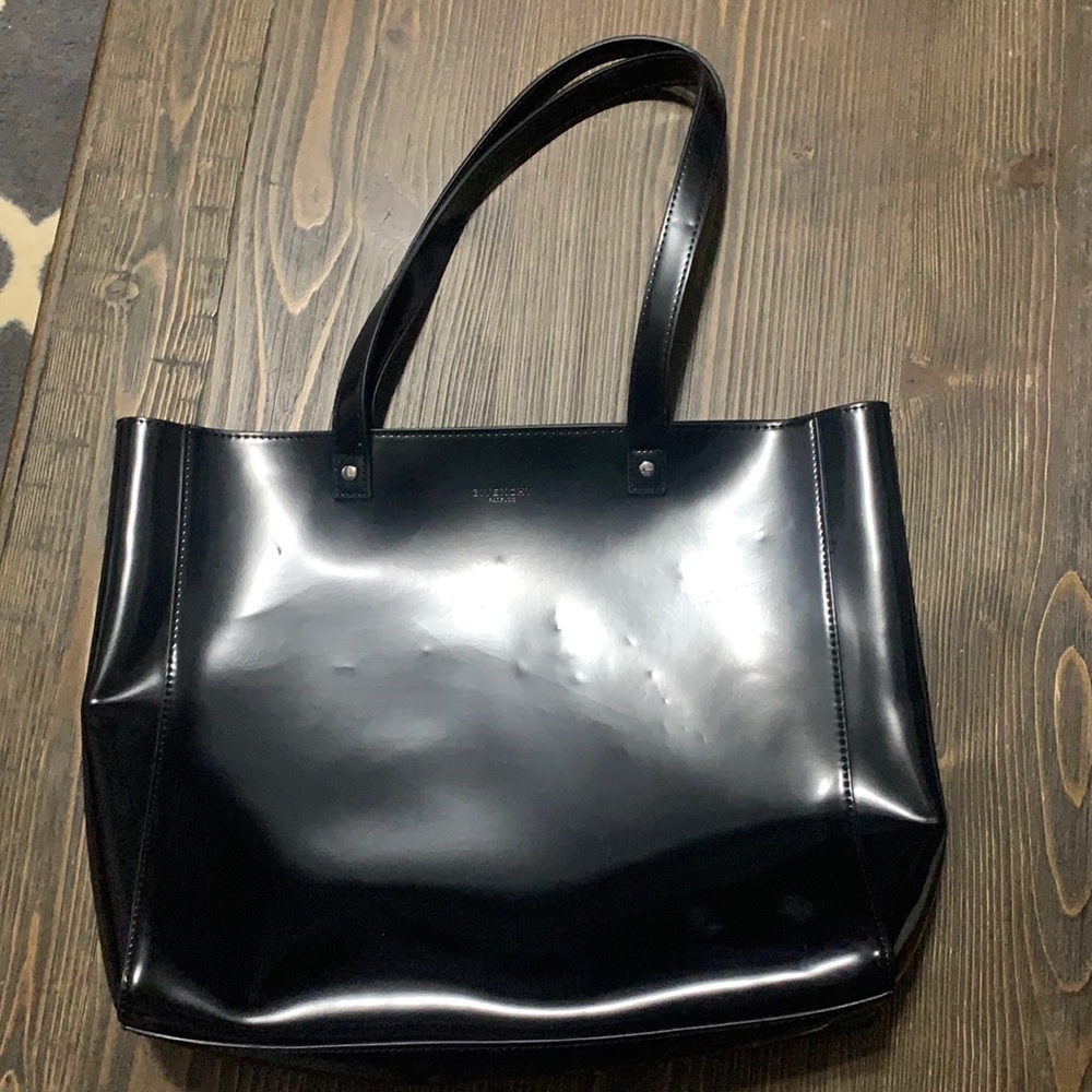 Givenchy Parfums Travel and Accessory Bag